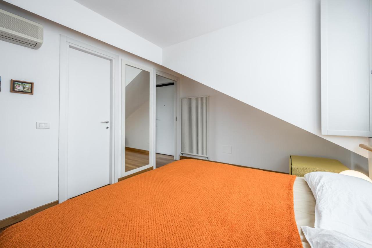 Ferienwohnung The Orange Attic - Navigli Area Mailand Exterior foto